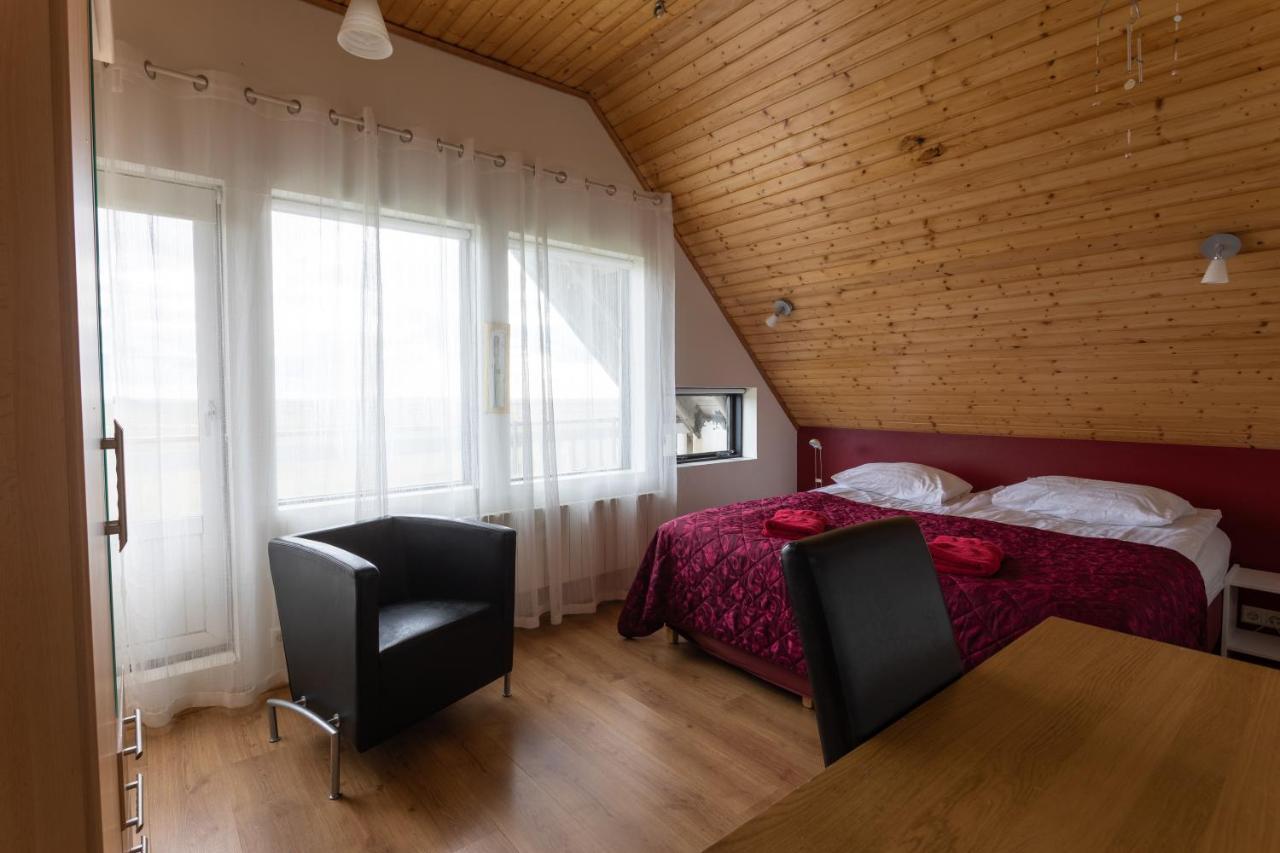 Guesthouse Dalbaer Fludir Luaran gambar